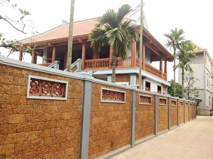 Cổng đá ong và sự thanh lịch trong kiến trúc